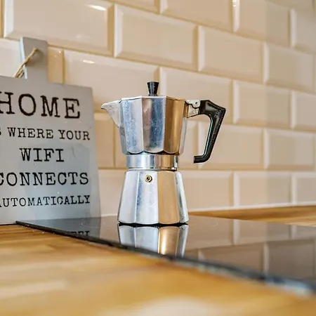 Design At The Ruin Pubs * Будапешт