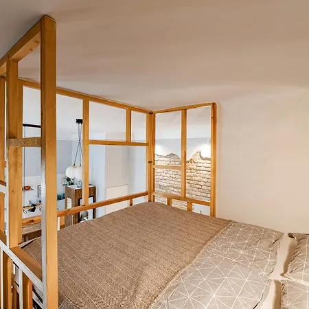 Design At The Ruin Pubs * Budapešť